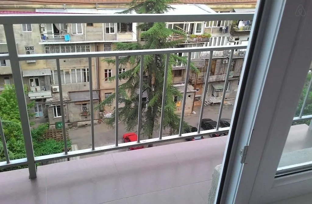 Apartment On Kazbegi Avenue Tbilisi