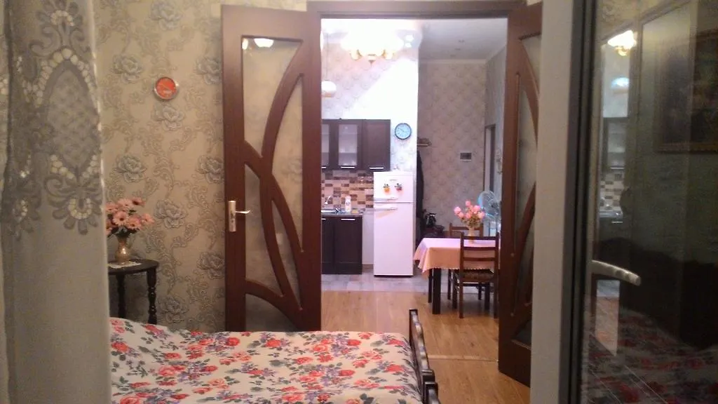 kontakty Apartment On Kazbegi Avenue